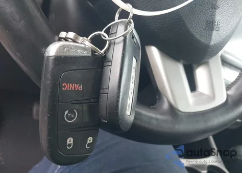 2013 Dodge Journey Crew z USA, uszkodzony, nr VIN 3C4PDCDG0DT710617